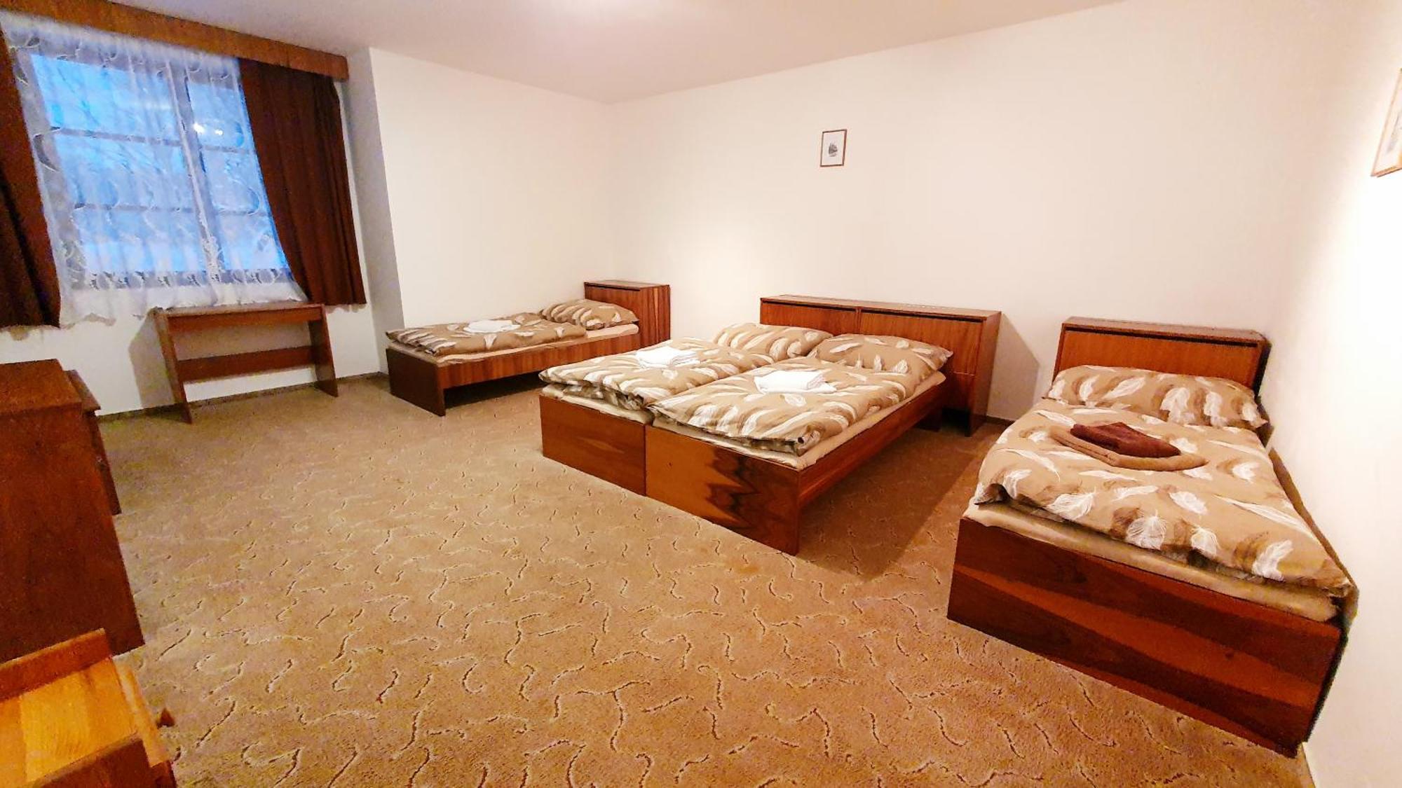Holensky Dvur Hotell Ratibor  Rom bilde