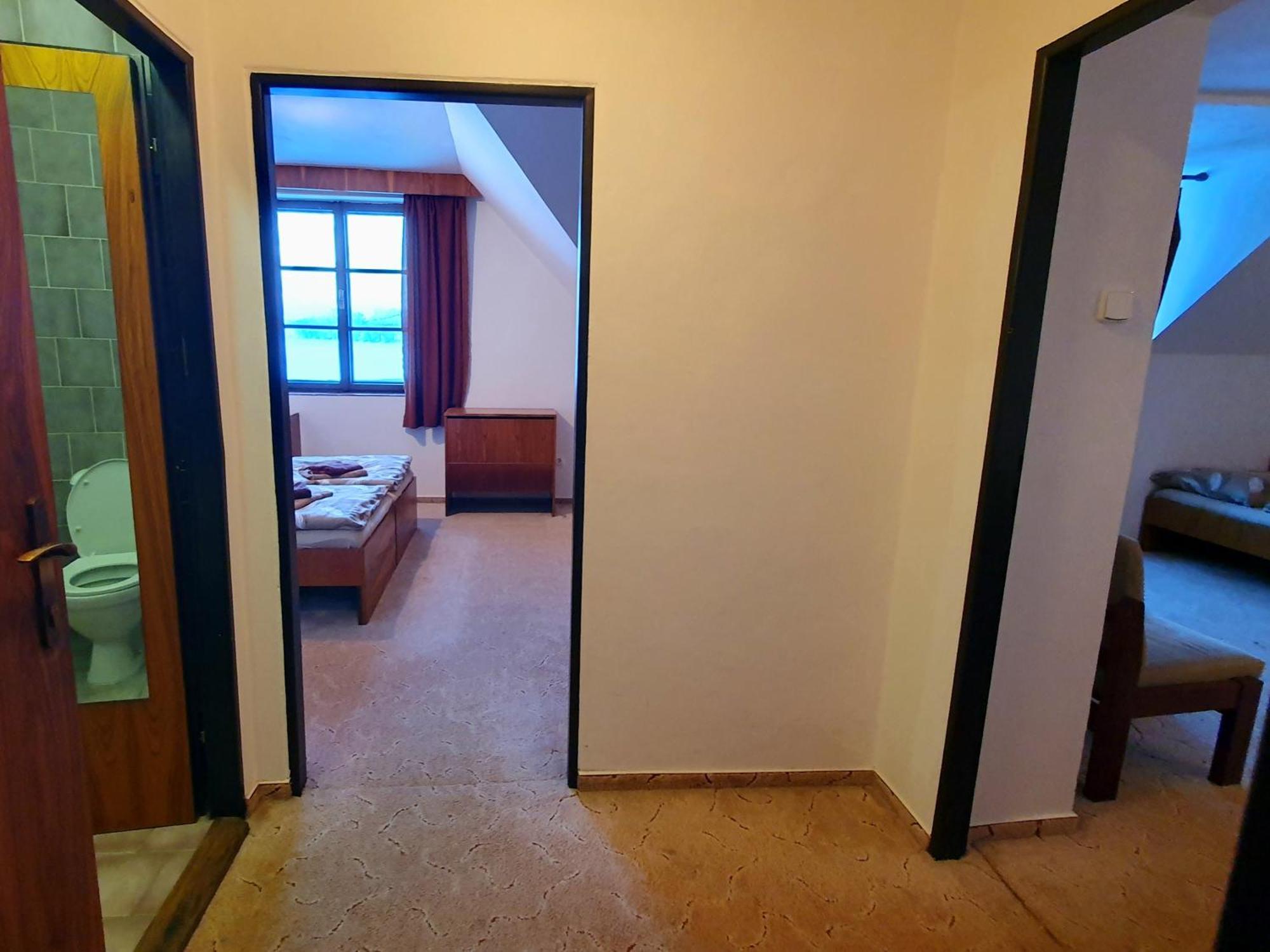 Holensky Dvur Hotell Ratibor  Rom bilde